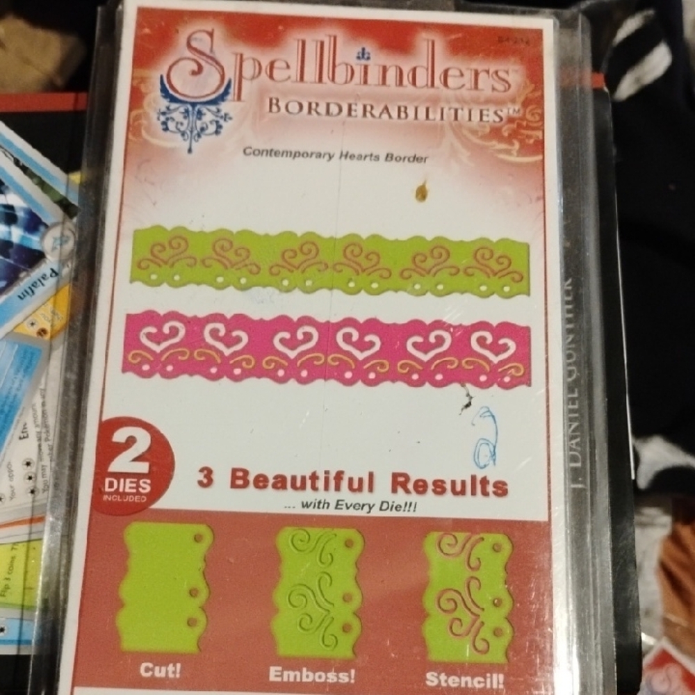 Spellbinders Borderabilities Hearts Border Dies